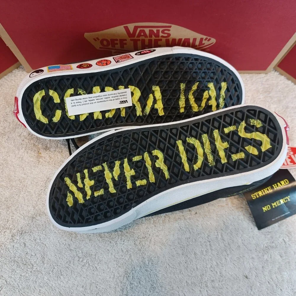 Vans X Men's 4.5/Women's 6 Old Skool Cobra Kai Dojo Black/Yellow VN0A3WKT05N